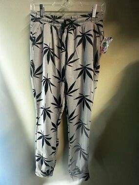Women’s Gray Jogger Pants with Black Leaf Print